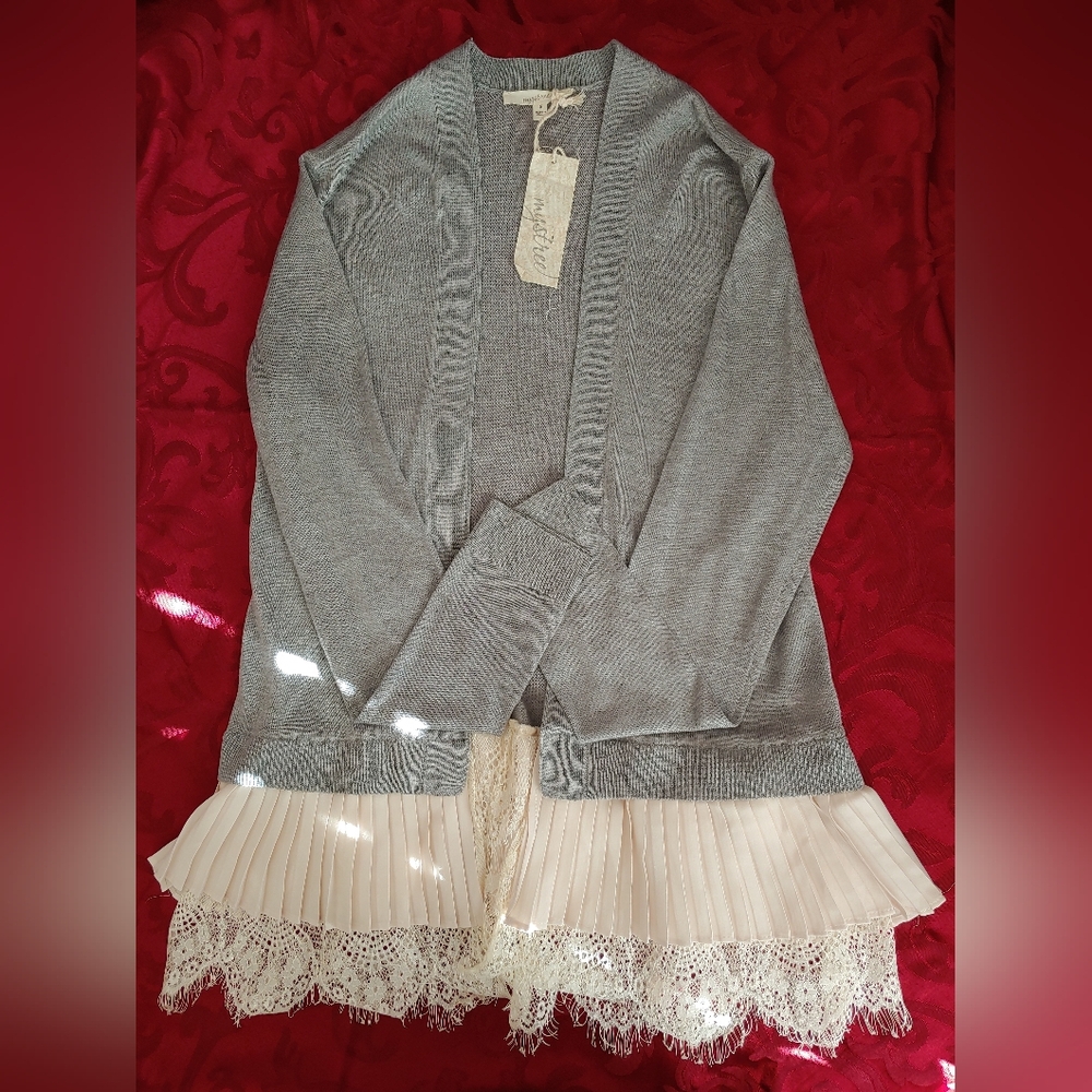 Gray cardigan with lace detail